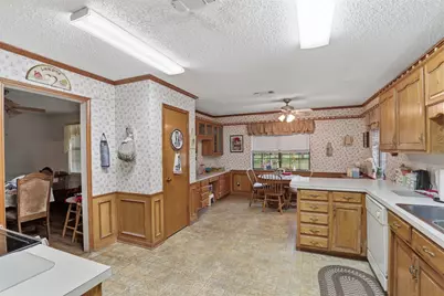 8076 County Road 1202, Cleburne, TX 76031 - Photo 17