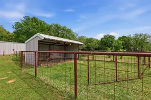 8076 County Rd 1202, Cleburne, TX 76031 - Photo 31