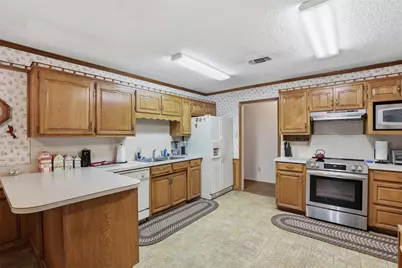 8076 County Road 1202, Cleburne, TX 76031 - Photo 19