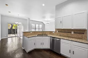 2204 Windcastle Dr, Mansfield, TX 76063 - Photo 15