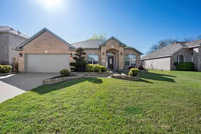 2204 Windcastle Drive, Mansfield, TX 76063 - Photo 3