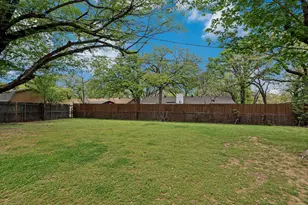 1008 Sherwood Dr, Bedford, TX 76022 - Photo 23