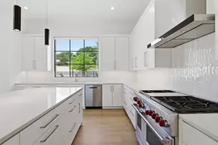 9855 Kingsway Ave, Dallas, TX 75230 - Photo 17