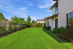 9855 Kingsway Ave, Dallas, TX 75230 - Photo 35