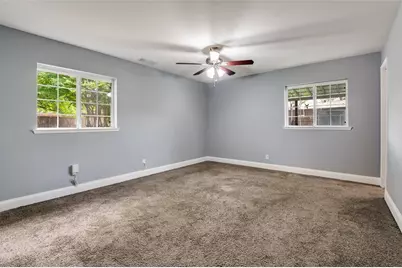 2306 Lakeland Place, Carrollton, TX 75006 - Photo 11