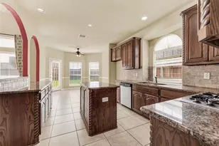 720 Paint Creek Rd, Murphy, TX 75094 - Photo 9