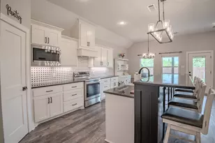 1011 Dreiling Ln, Greenville, TX 75402 - Photo 11