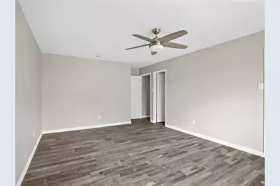 4904 Watkins Drive, The Colony, TX 75056 - Photo 9