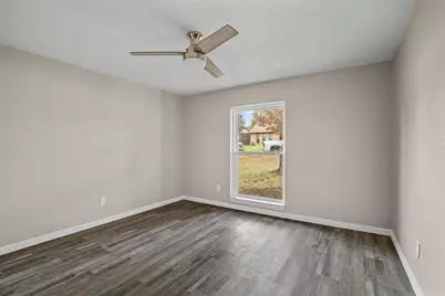 4904 Watkins Drive, The Colony, TX 75056 - Photo 11