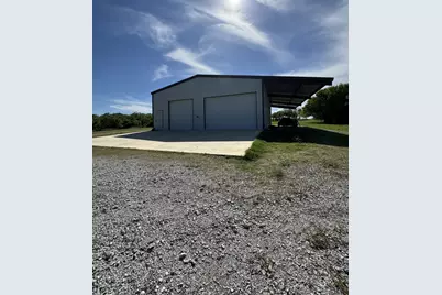 2618 County Road 1370, Alvord, TX 76225 - Photo 19