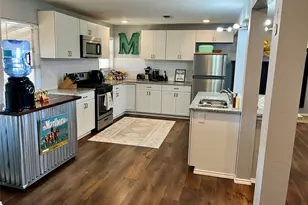 715 North Ave, Whitesboro, TX 76273 - Photo 11