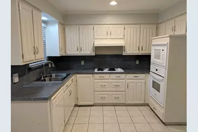 2705 Cummings Drive, Bedford, TX 76021 - Photo 7