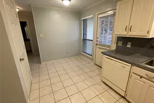 2705 Cummings Dr, Bedford, TX 76021 - Photo 11