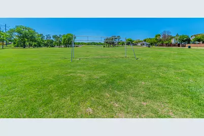 2521 Fairmont Drive, Grand Prairie, TX 75052 - Photo 35