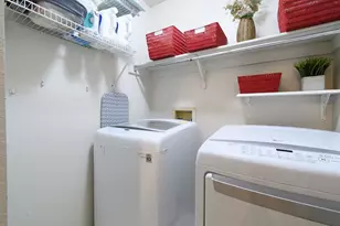 2521 Fairmont Dr, Grand Prairie, TX 75052 - Photo 7