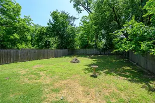 318 E Munson St, Denison, TX 75021 - Photo 21