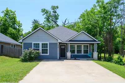 318 E Munson Street, Denison, TX 75021 - Photo 1