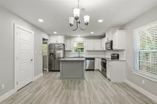 318 E Munson St, Denison, TX 75021 - Photo 5