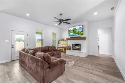 108 Stafford Trail, Weatherford, TX 76088 - Photo 5