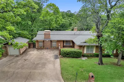 930 S Maurice Avenue, Denison, TX 75020 - Photo 1