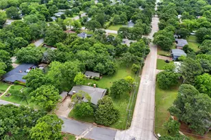 930 S Maurice Ave, Denison, TX 75020 - Photo 3
