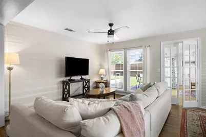 10146 Shadyview Drive, Dallas, TX 75238 - Photo 11