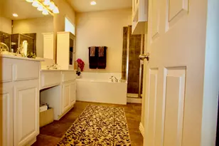 2734 Greenway Dr, Frisco, TX 75034 - Photo 11