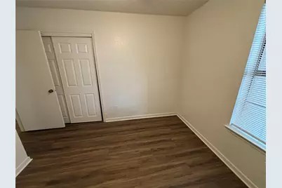 2514 Livingston Lane, Grand Prairie, TX 75052 - Photo 23