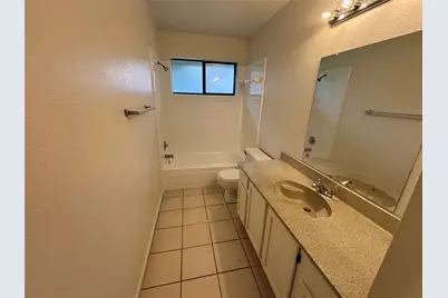 2514 Livingston Lane, Grand Prairie, TX 75052 - Photo 27