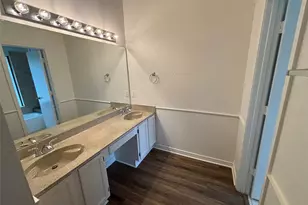 2514 Livingston Ln, Grand Prairie, TX 75052 - Photo 23