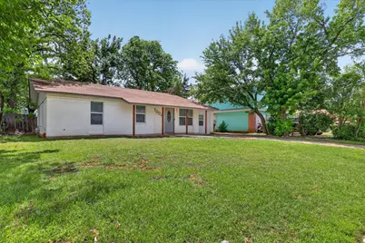 1004 Woodbrook Street, Arlington, TX 76011 - Photo 3