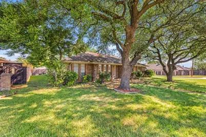 2301 Claridge Circle, Plano, TX 75075 - Photo 3