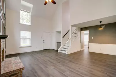 319 Stoneledge, Irving, TX 75063 - Photo 5