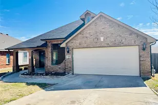 548 Kerry St, Crowley, TX 76036 - Photo 1