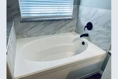 548 Kerry Street, Crowley, TX 76036 - Photo 19