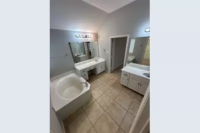 9300 Dark Forest Drive, Plano, TX 75025 - Photo 5