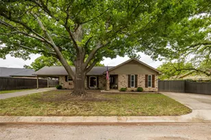 3104 S Garland St, Decatur, TX 76234 - Photo 3