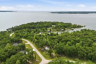 7366 Point Aquarius, Quinlan, TX 76454 - Photo 3