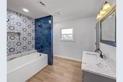 501 Roach Street, Bowie, TX 76230 - Photo 11