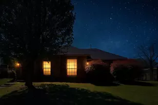 2246 Arbor Creek Dr, Carrollton, TX 75010 - Photo 3