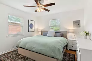 807 Elizabeth Blvd, Granbury, TX 76048 - Photo 15