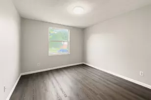 2043 Plains Ct, Grand Prairie, TX 75052 - Photo 23