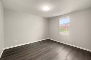 2043 Plains Ct, Grand Prairie, TX 75052 - Photo 25