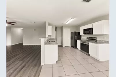 2043 Plains Court, Grand Prairie, TX 75052 - Photo 9