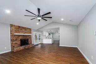 2004 Tarver Rd, Burleson, TX 76028 - Photo 7