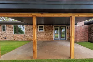 2004 Tarver Rd, Burleson, TX 76028 - Photo 23