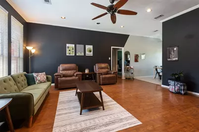 304 W Windsor Drive, Denton, TX 76207 - Photo 3