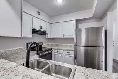 2166 E Arkansas Lane, Arlington, TX 76014 - Photo 13