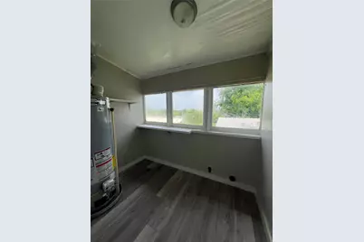 107 N Miller Street #1/2, Breckenridge, TX 76424 - Photo 9