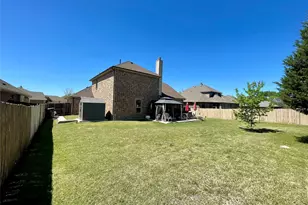 5002 Crawfish Ln, Garland, TX 75043 - Photo 29